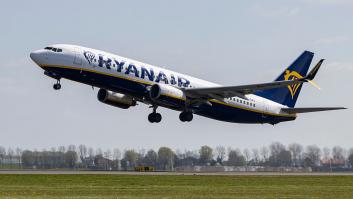 Una trabajadora de Ryanair impide a un abuelo de 89 años volar de regreso a España por tener el DNI en regla