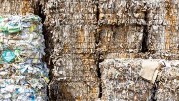 Hallan el cadáver de un hombre dentro de un contenedor de papel en A Coruña