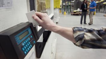 Ficha por su compañera de trabajo y el mazo de la justicia cae con contundencia: fraude, suplantación de identidad y a la calle