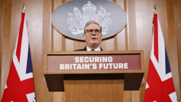 Keir Starmer imita al ultra Nigel Farage para frenar el ascenso de Nigel Farage