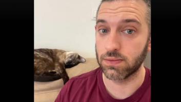 Un farmacéutico responde a quienes recomiendan protector solar natural: más claro, agua