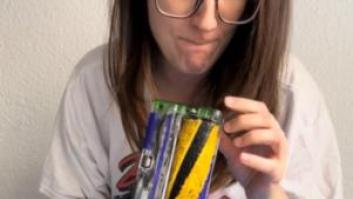 Se hace viral por cargarse su aspiradora Dyson al limpiarla: así puedes evitar este error