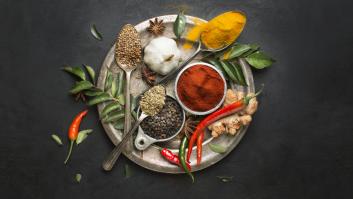 Una farmacéutica recomienda sustituir el ingrediente de moda por el trío de especias para el "botiquín antiinflamatorio"