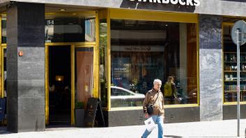 Más de 1.000 trabajadores de Starbucks inician una huelga en EEUU para protestar contra su nuevo código de vestimenta