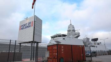 Atisban la "hermosa pero mortal fragata" de la OTAN en el país fronterizo por el que merodea Rusia