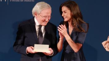 El guiño de Fernando Ónega a "una tal Letizia Ortiz" en su discurso al recibir el premio APM de Honor 2024