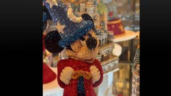 Entra en la tienda más cara de Disneyland y es indescriptible lo que genera cuando enseña los precios