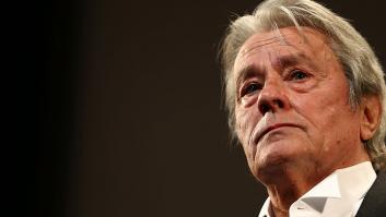 Alain Delon maltrataba a su mujer y a sus hijos, según el testimonio de estos últimos