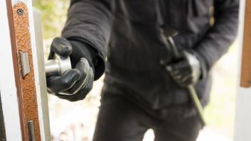 La policía destapa la técnica de "la caña de pescar" para robar en lo que ya llaman las nuevas joyerías