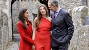 La infanta Sofía se gradúa de Bachillerato en Gales arropada por Felipe VI y Letizia