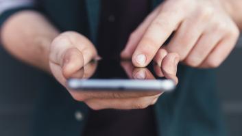 Te están espiando y no lo sabes: piden hacer esto inmediatamente en tu móvil o habrá problemas