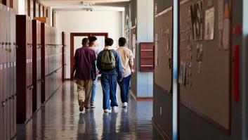 Aumentan los estudiantes rebeldes y la directora pasa a la acción: "Vuestras notas no se basan en los 'me gusta' de vuestras publicaciones"