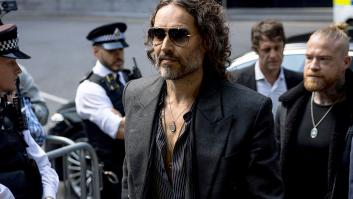 El actor Russell Brand se declara "no culpable" de cinco delitos de violencia sexual