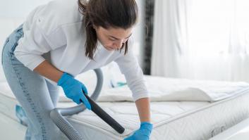 Adiós a la suciedad en el colchón: el trucazo para eliminar los ácaros para siempre