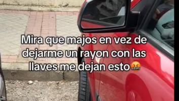 Estaciona mal el coche y le dejan una tarjeta para replicarla mil veces: muchos toman nota