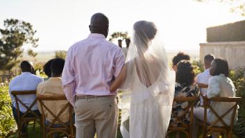 Su novio le abandona a horas de la boda y un giro de los acontecimientos hace que este sea el día más feliz de su vida