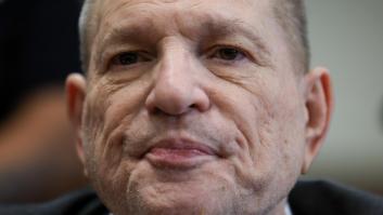 Harvey Weinstein dice estar arrepentido de "actuar inmoralmente" mientras espera el veredicto del jurado