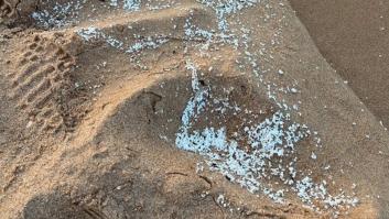 Cerradas varias playas de Valencia por la presencia de vertido de "material desconocido"