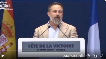 Abascal se lanza a hablar en francés y las cámaras captan lo que hace Marine Le Pen a pocos metros
