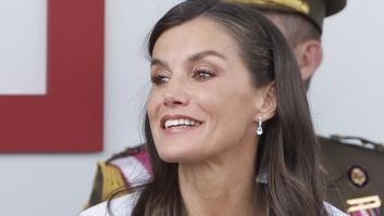 Una diseñadora responde sin rodeos a si Letizia paga sus vestidos