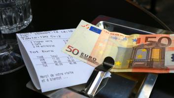No da crédito al pedir la cuenta de un restaurante y ver por qué les han cobrado 12 euros extra