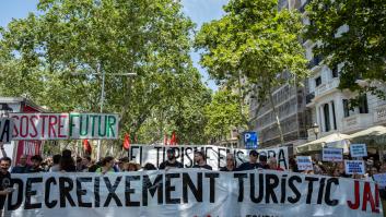 Miles de personas se manifiestan en diferentes ciudades españoles contra el turismo masivo