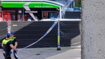 Muere una persona apuñalada y otra resulta herida en un autobús en Amberes (Bélgica)