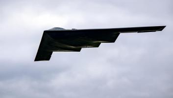 Estados Unidos moviliza bombarderos B-2 hacia el Pacífico mientras Trump sopesa si atacar o no Irán