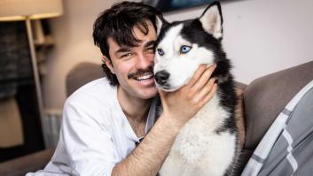 Peldanyos responde a las preguntas de Cenando con Pablo: "Me hace muy feliz tener un miembro de la familia al que puedo ayudar a que su vida sea mejor"