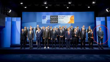 Una experta en protocolo zanja el debate y explica por qué Sánchez está ahí colocado en la foto de familia de la OTAN