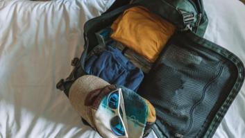 Decathlon está agotando esta mochila que puedes llevar como equipaje de mano y cuesta menos de 10 euros