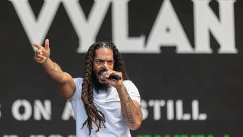 El dúo Bob Vylan dice que su investigación por cánticos antiisraelíes es "una distracción"