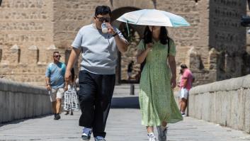 Reino Unido alerta de la ola de calor en Europa, se fija en España y sólo necesita una palabra para definir lo que está pasando