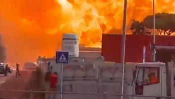 Al menos 25 heridos por una espectacular explosión en una gasolinera en Roma, Italia
