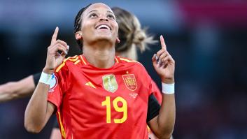 Vicky López la delantera de récord que tiene una de las celebraciones más emotivas