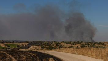 El incendio de Méntrida sigue en fase de control y se extiende ya a más de 3.000 hectáreas
