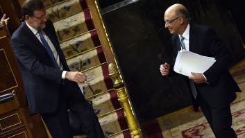 El presentador de 'laSexta Noticias' pone el foco en lo que Montoro "y muchos" hicieron en las épocas de Aznar y Rajoy