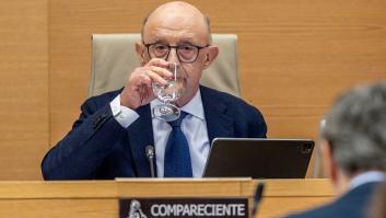 El juez atribuye a Montoro un "rol nuclear": abusó de su poder para beneficiar a la trama