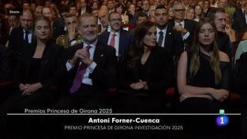 Piden a los invitados a los Princesa de Girona que cierren los ojos y lo que hace Letizia no puede ser más Letizia