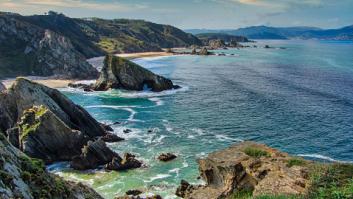 Ni EEUU ni las Bahamas: el plan de este pueblo de Granada para llevar a sus vecinos a veranear a Galicia