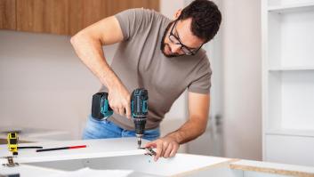 El taladro percutor de alta gama más valorado de Amazon desafía a la competencia con su precio mínimo histórico