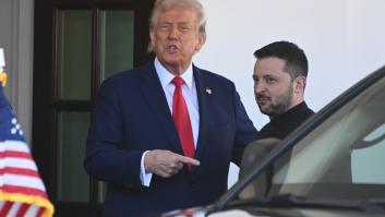 Trump considera invitar a Zelenski a la reunión con Putin en Alaska, según medios estadounidenses