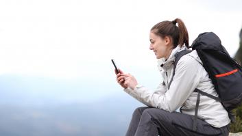 Los senderistas y escaladores deberían poner su móvil en el modo que le puede salvar la vida en la montaña