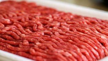 Se rompe un diente por un hueso en la carne picada y la bomba de humo de la aseguradora del supermercado acaba en indemnización