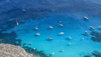 La 'piscina de Dios' está muy cerca de España: solo puedes acceder en barco y domina la serenidad de la naturaleza