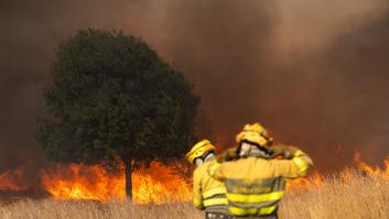 Los miles de desalojados en León por el incendio de Molezuelas (Zamora) vuelven a sus casas