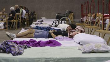 Los incendios que arrasan España avanzan en León, Zamora, Ourense y Extremadura con desalojos masivos y confinamientos