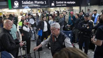 Suspendida la circulación de trenes entre Madrid y Galicia "hasta nuevo aviso": "Todo apunta a que el sábado tampoco estará en servicio"