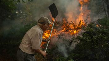 Última hora de los incendios, en directo: el fuego no da tregua en León, Zamora, Ourense y Extremadura