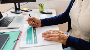 Una jubilada pide un préstamo rápido de 5.800 euros y acaba sin casa y sin marido